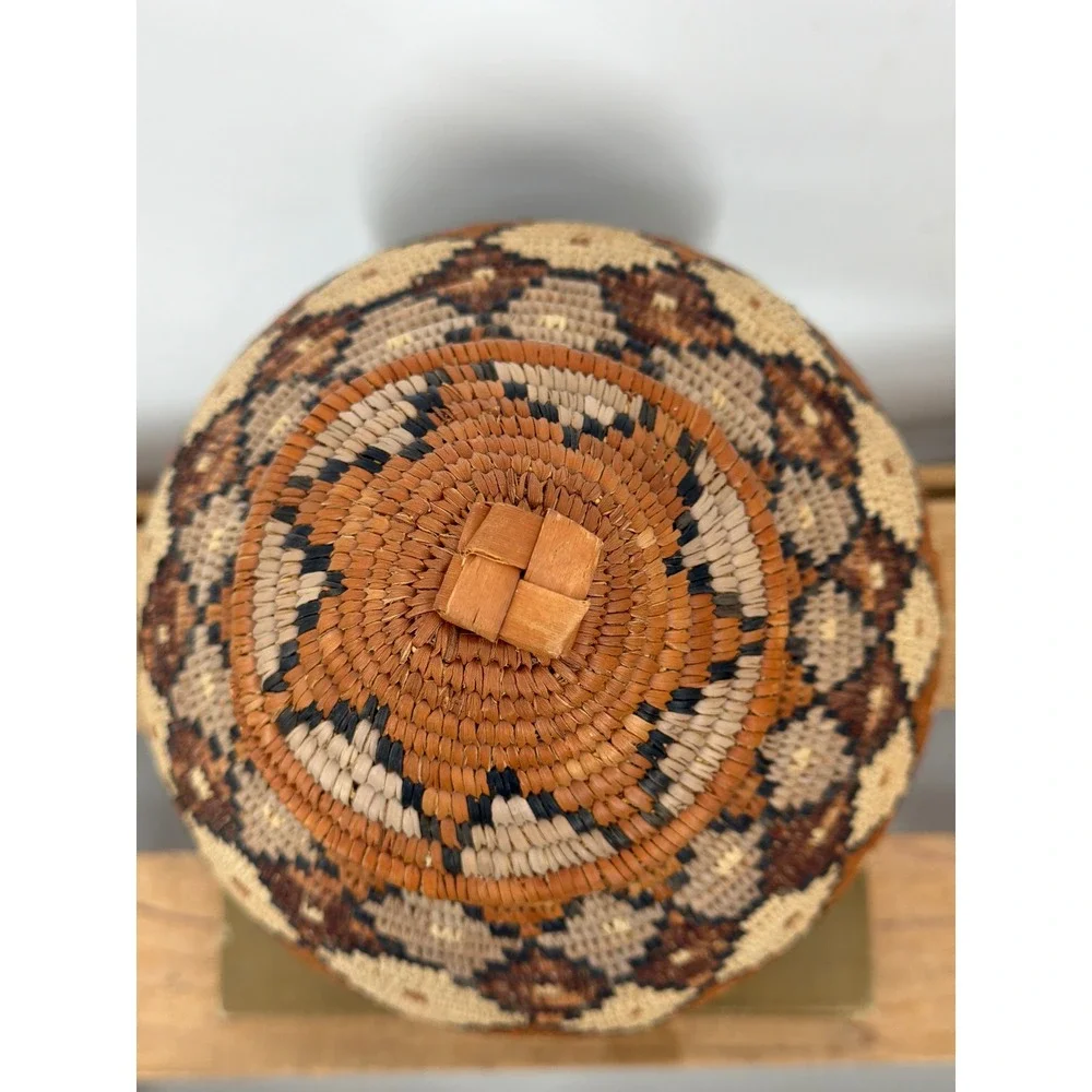 Handmade Zulu Basket Zandile Xulu South Africa‎ Woven Ukhamba Beer Basket Lidded
